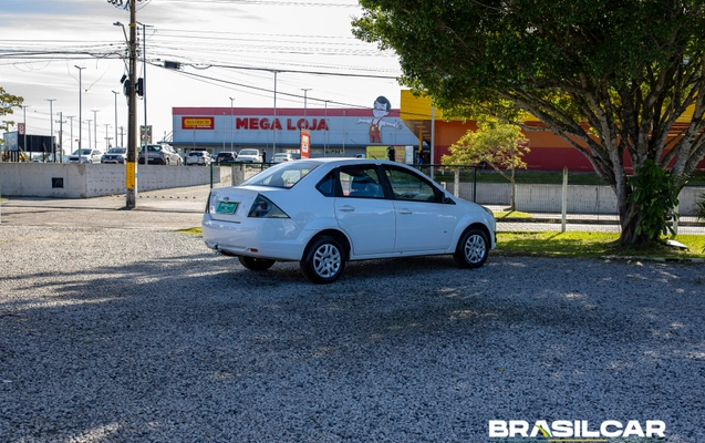 imagem-https://www.socarrao.com.br/sc-vehicle-images-prod/1876659/1780148057310-003_33f452332daa932f62f98ebbe06f91f6.jpg