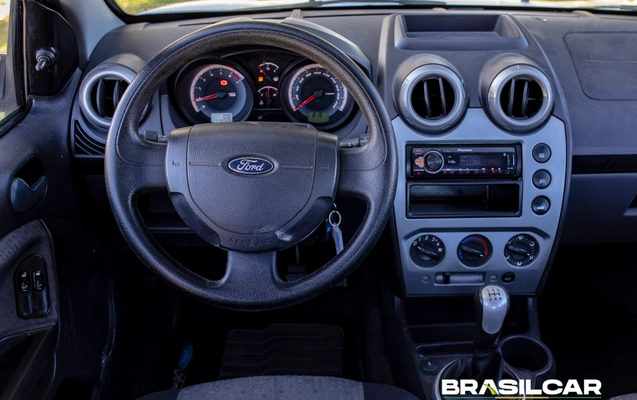 imagem-https://www.socarrao.com.br/sc-vehicle-images-prod/1876659/1780148057316-003_81763bf65bfcf436ee4346bbda190502.jpg