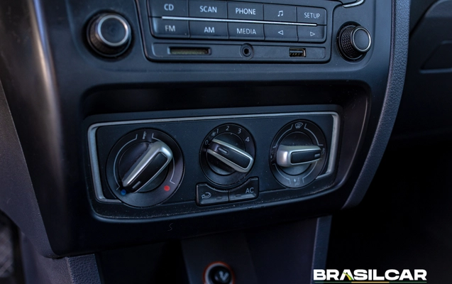 imagem-https://www.socarrao.com.br/sc-vehicle-images-prod/1876771/1780148409341-003_9a17f375d33e5d1703bbdf26687fb848.jpg
