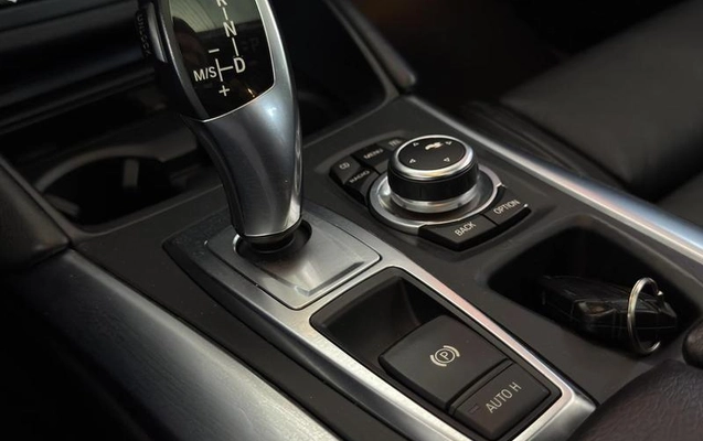 imagem-https://www.socarrao.com.br/sc-vehicle-images-prod/1876863/1789650368208-8140138_1_B_5b9ed5d1eb.jpeg