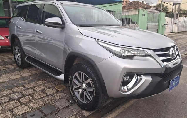 imagem-https://www.socarrao.com.br/sc-vehicle-images-prod/1876871/1781101785479-8140320_3_B_eee91c80df.jpeg