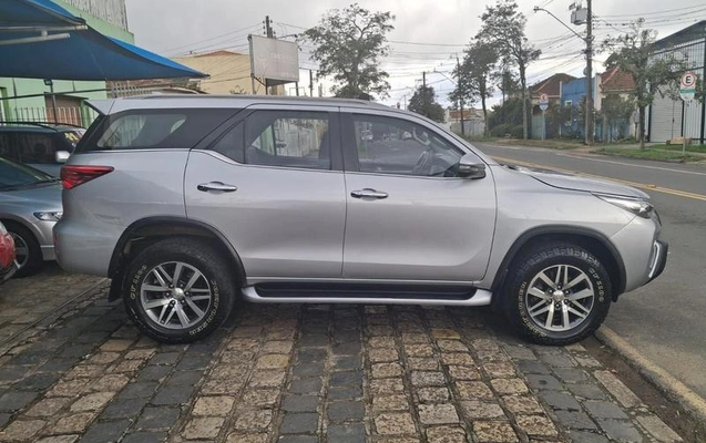 imagem-https://www.socarrao.com.br/sc-vehicle-images-prod/1876871/1781101785485-8140320_11_B_210af133b1.jpeg