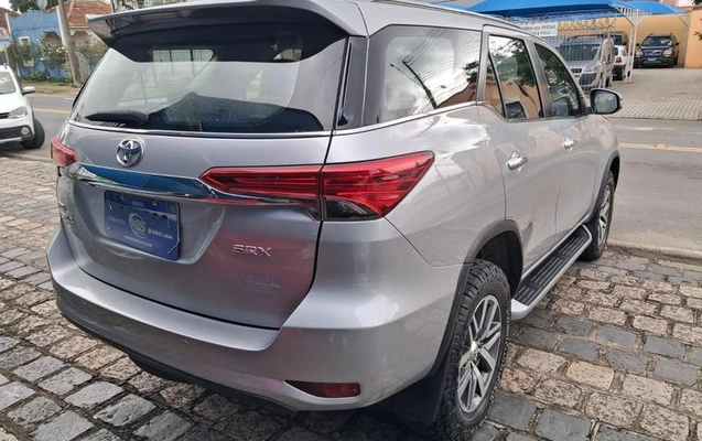 imagem-https://www.socarrao.com.br/sc-vehicle-images-prod/1876871/1781101785489-8140320_11_B_45741e1f74.jpeg
