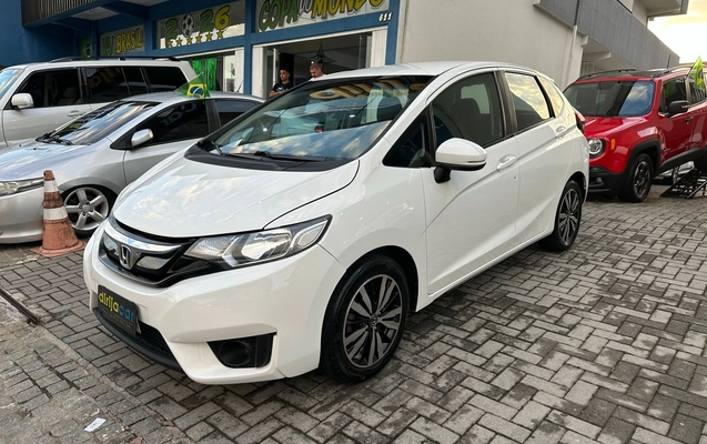 imagem-https://www.socarrao.com.br/sc-vehicle-images-prod/1876877/1787156060231-721cb16f-604e-49be-81a4-6f3ca161c266.jpeg