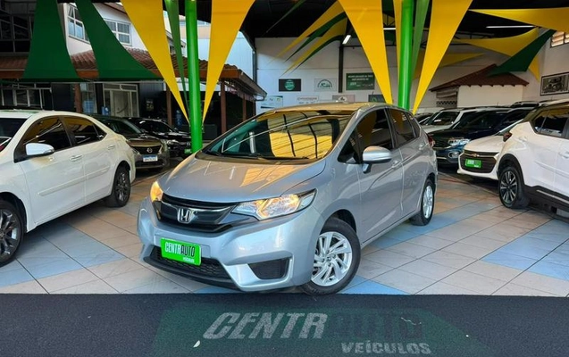 imagem-https://www.socarrao.com.br/sc-vehicle-images-prod/1876892/1789669541629-8107059_8_B_f4f05cf0e9.jpeg