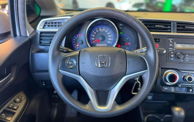 imagem-https://www.socarrao.com.br/sc-vehicle-images-prod/1876892/1789669541641-8107059_4_B_f96081feef.jpeg