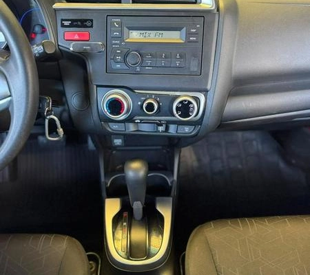 imagem-https://www.socarrao.com.br/sc-vehicle-images-prod/1876892/1789669541642-8107059_7_B_e188969135.jpeg