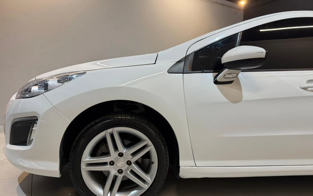 imagem-https://www.socarrao.com.br/sc-vehicle-images-prod/1876962/1780152045341-003_c70812e2956b4dd196cccd630eb62b73.jpeg