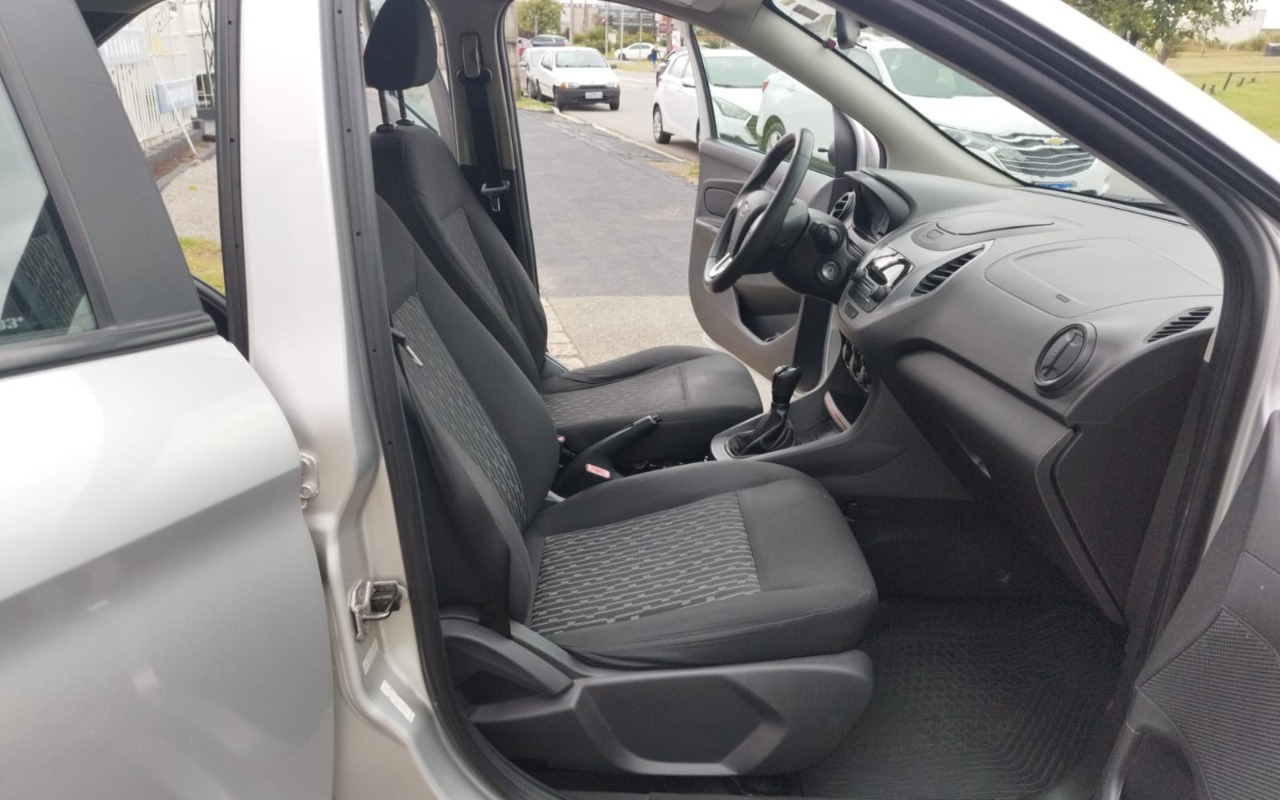 imagem-https://www.socarrao.com.br/sc-vehicle-images-prod/1877005/1780153529558-V2hhdHNBcHAgSW1hZ2UgMjAyNS0wOC0yNyBhdCAxNC4yNC4wNS5qcGVn.jpeg