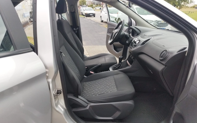 imagem-https://www.socarrao.com.br/sc-vehicle-images-prod/1877005/1780153529558-V2hhdHNBcHAgSW1hZ2UgMjAyNS0wOC0yNyBhdCAxNC4yNC4wNS5qcGVn.jpeg