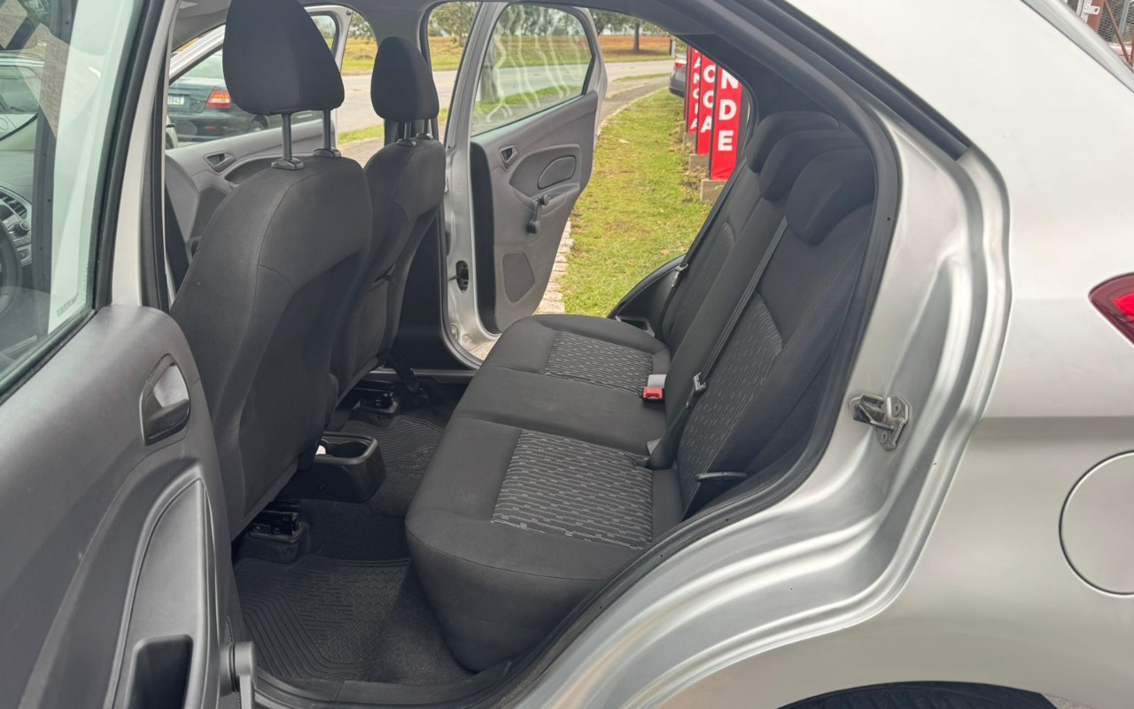 imagem-https://www.socarrao.com.br/sc-vehicle-images-prod/1877005/1780153529676-V2hhdHNBcHAgSW1hZ2UgMjAyNS0wOC0yNyBhdCAxNC4zMS40Mi5qcGVn.jpeg
