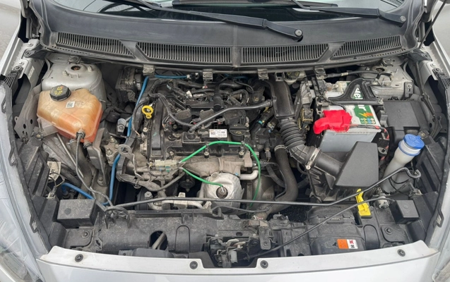 imagem-https://www.socarrao.com.br/sc-vehicle-images-prod/1877005/1780153529796-V2hhdHNBcHAgSW1hZ2UgMjAyNS0wOC0yNyBhdCAxNC4zMS4zOC5qcGVn.jpeg