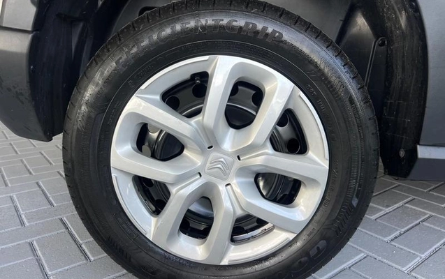 imagem-https://www.socarrao.com.br/sc-vehicle-images-prod/1877040/1781901811443-8134398_3_B_c2d467c7f6.jpeg