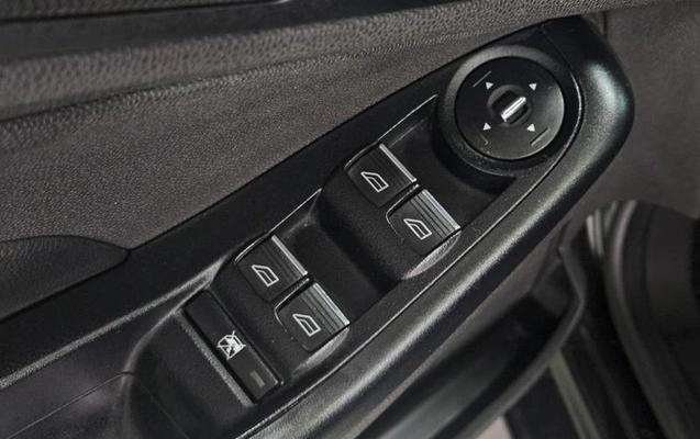 imagem-https://www.socarrao.com.br/sc-vehicle-images-prod/1877184/1784399654378-8140350_20_B_db8601b3f2.jpeg