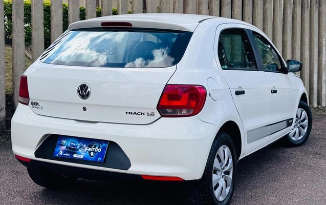 imagem-https://www.socarrao.com.br/sc-vehicle-images-prod/1877293/1790000406748-8124889_8_B_c3bc4c1408.jpeg