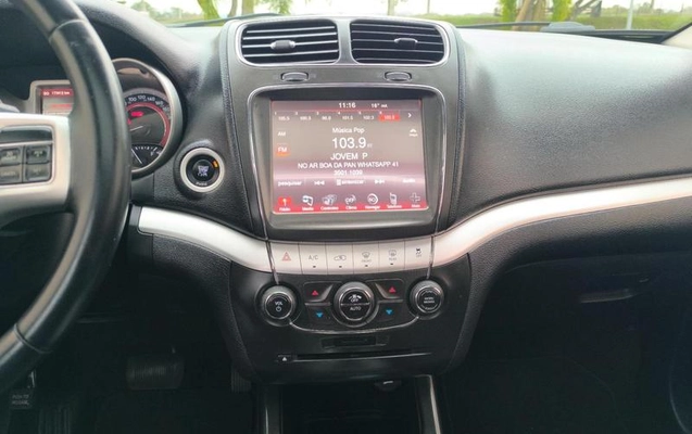 imagem-https://www.socarrao.com.br/sc-vehicle-images-prod/1877645/1788385413126-8141363_13_B_0a8eef02f4.jpeg