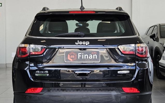 imagem-https://www.socarrao.com.br/sc-vehicle-images-prod/1877727/1782485167121-6Ef4Hen16eCCJxS7YPAyU0ffPWYFHQ7p.jpg