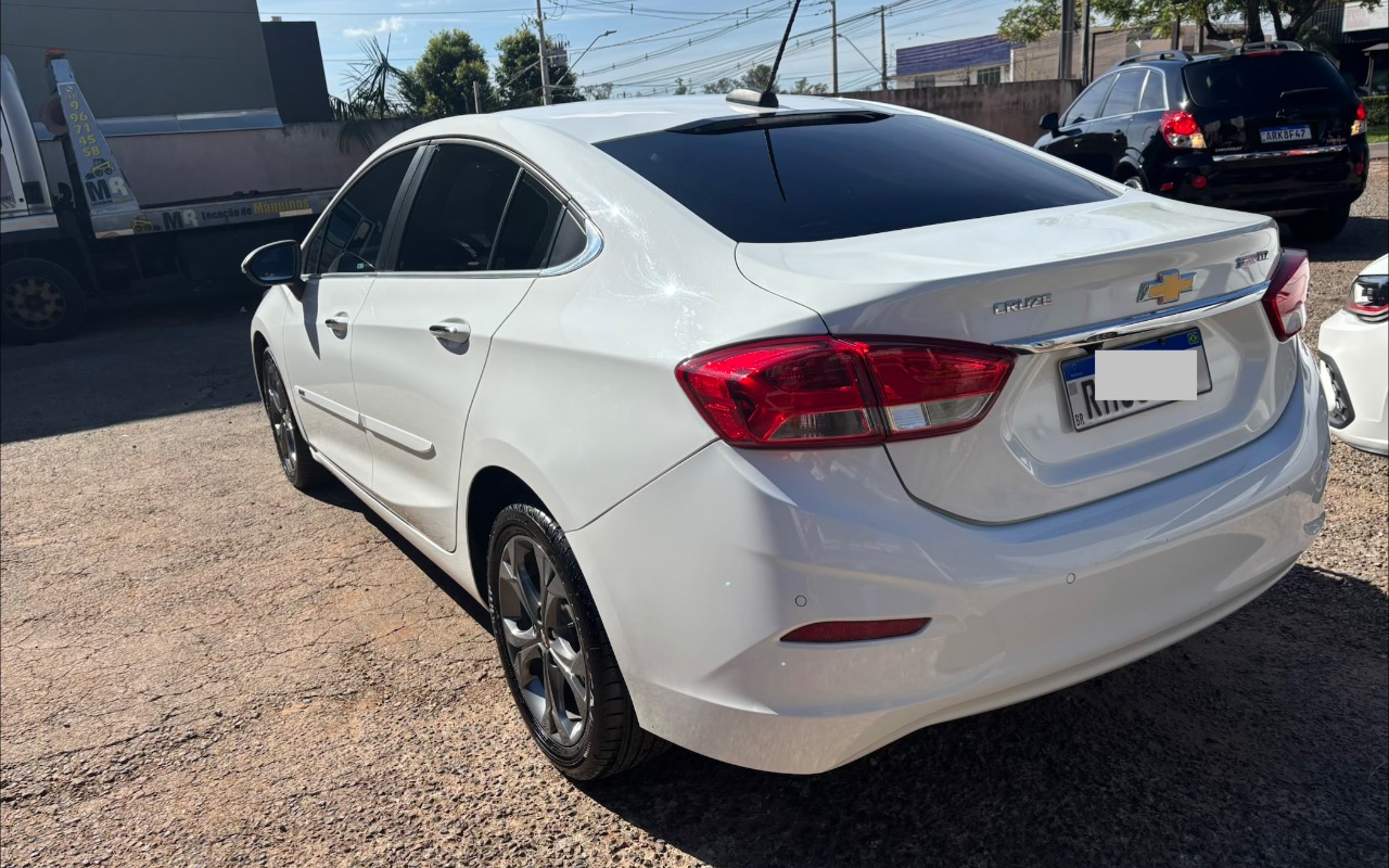 imagem-https://www.socarrao.com.br/sc-vehicle-images-prod/1897794/1780228621229-SU1HXzMxNzcuanBlZw.jpeg