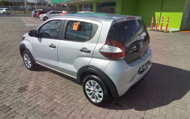 imagem-https://www.socarrao.com.br/sc-vehicle-images-prod/1899539/1780242969675-1_113621.jpg