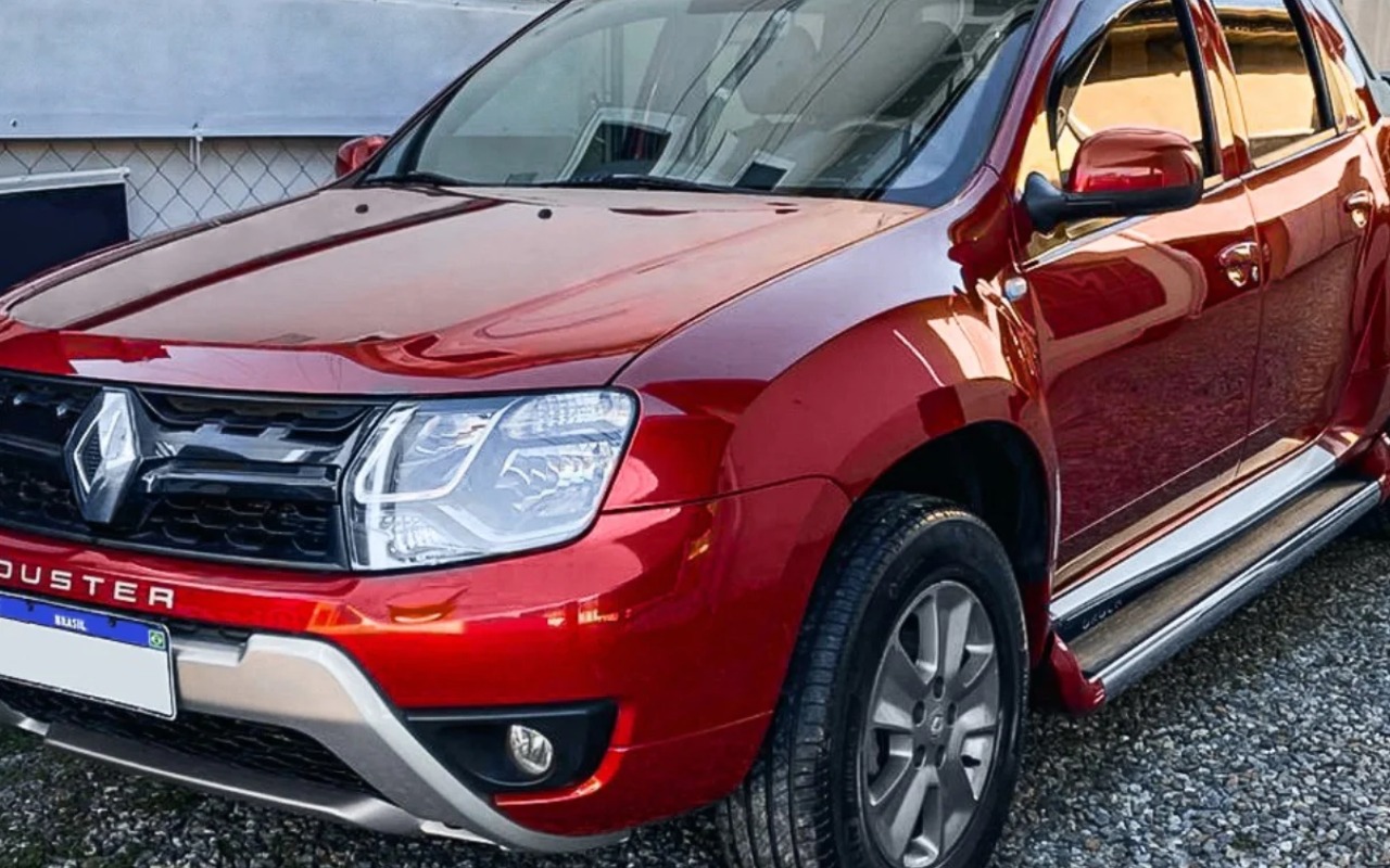 Renault Duster Oroch 2016 Vermelho — foto 1 de 3