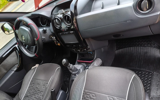 imagem-https://www.socarrao.com.br/sc-vehicle-images-prod/1899622/1780244822367-SU1HXzIwMjYwNTE2XzExMTYyOF8xNjEuanBn.jpg