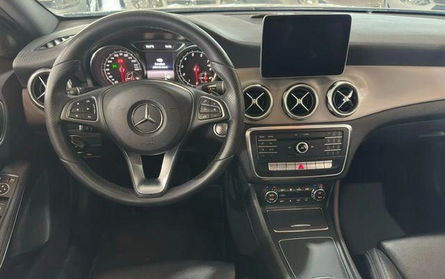 imagem-https://www.socarrao.com.br/sc-vehicle-images-prod/1899709/1787336001710-8142059_12_B_0d4489b044.jpeg