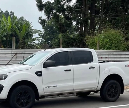 Ford Ranger 2018 Branco — foto 1 de 3