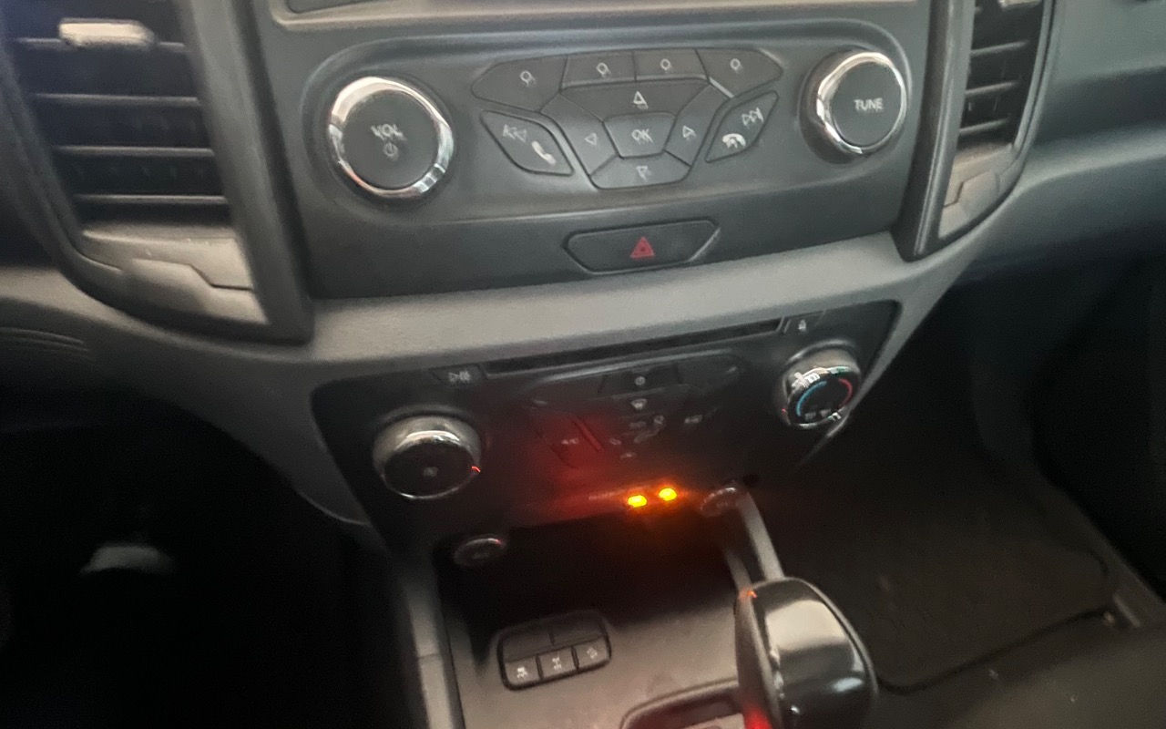 imagem-https://www.socarrao.com.br/sc-vehicle-images-prod/1900075/1780250263044-SU1HXzU4MTcuanBlZw.jpeg