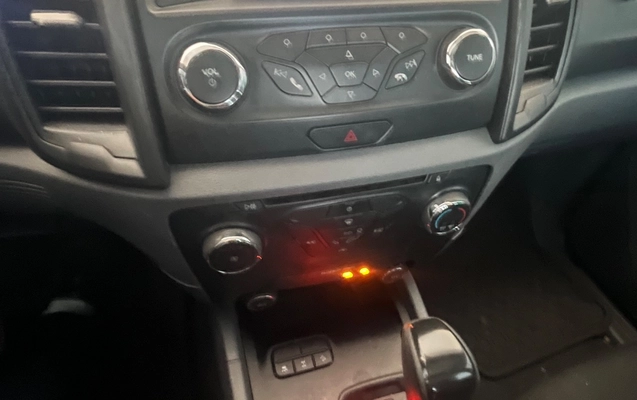 imagem-https://www.socarrao.com.br/sc-vehicle-images-prod/1900075/1780250263044-SU1HXzU4MTcuanBlZw.jpeg