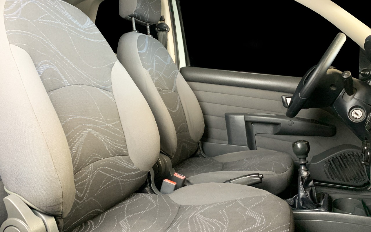 imagem-https://www.socarrao.com.br/sc-vehicle-images-prod/1903580/1780281378710-MDE1LkpQRy5qcGc.jpg