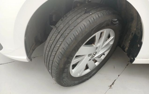 imagem-https://www.socarrao.com.br/sc-vehicle-images-prod/1904951/1780283984841-2_110017.jpg