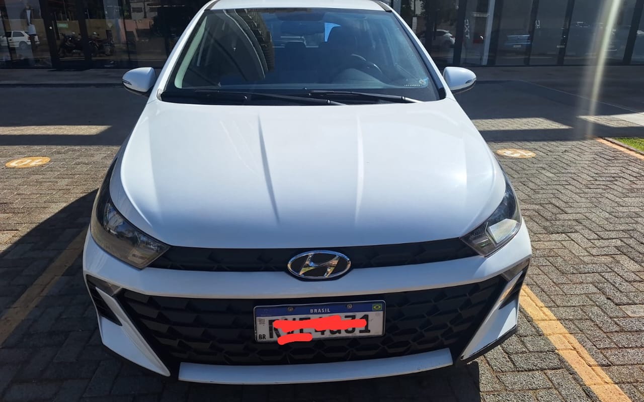 Hyundai HB20 2023 Branco — foto 1 de 3