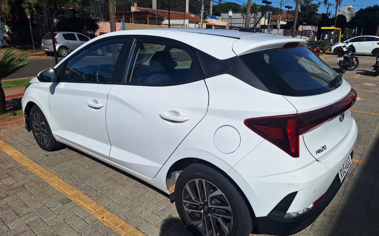 imagem-https://www.socarrao.com.br/sc-vehicle-images-prod/1910248/1780322024145-V2hhdHNBcHAgSW1hZ2UgMjAyNi0wNS0yOSBhdCAxNC4zOS4zNC5qcGVn.jpeg