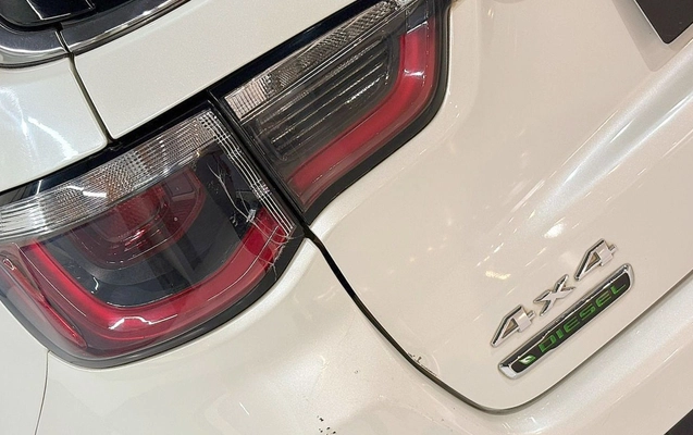 imagem-https://www.socarrao.com.br/sc-vehicle-images-prod/1910433/1780315839303-Q09NUEFTUyBMSU1JVEVEIDIuMCA0WDQgLSAyMDE5IC0gQlJBTkNBIC0gUVRLMkY0NCAoMTEpLmpwZw.jpg