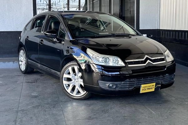 imagem-https://www.socarrao.com.br/sc-vehicle-images-prod/1910975/1788187420927-8140971_14_B_00a4d71e09.jpeg