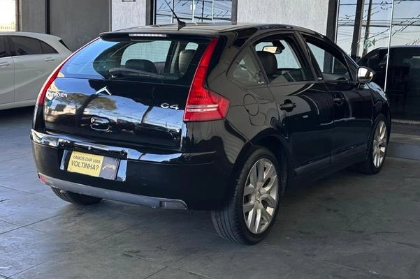 imagem-https://www.socarrao.com.br/sc-vehicle-images-prod/1910975/1788187420942-8140971_21_B_cf4be55eef.jpeg