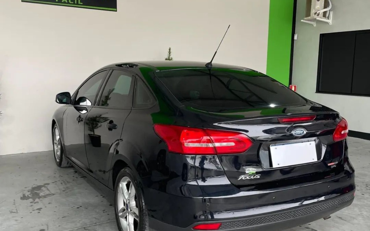 imagem-https://www.socarrao.com.br/sc-vehicle-images-prod/1910988/1780317667664-RkJfSU1HXzE3ODAzMTYwOTE5NDUuanBn.jpg