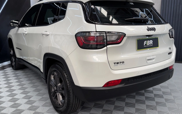 imagem-https://www.socarrao.com.br/sc-vehicle-images-prod/1910998/1780317969195-31c3f795-4018-4a2c-b44a-20bce529d170.jpg