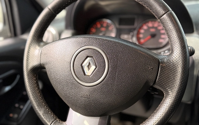 imagem-https://www.socarrao.com.br/sc-vehicle-images-prod/1911010/1780318386783-642831fc-5a5c-436e-894e-64318a69e099.jpg
