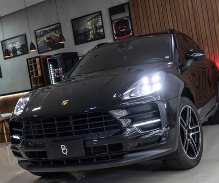 Porsche Macan 2.0 Turbo 2021 Preto — foto 1 de 3