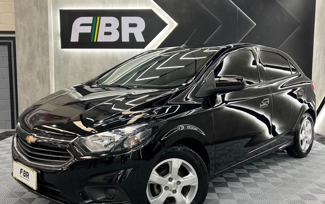 imagem-https://www.socarrao.com.br/sc-vehicle-images-prod/1911148/1780318953057-012a247b-8a7b-4cdf-803a-ee59ebbf7b6a.jpg