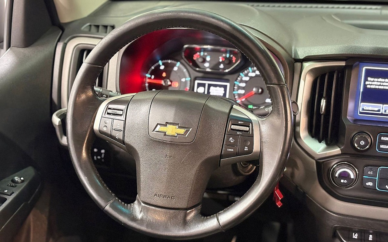 imagem-https://www.socarrao.com.br/sc-vehicle-images-prod/1911170/1780318979830-Q0hFVlJPTEVUIFMxMCBMVFogLSAyMDE5IC0gUFJBVEEgLSBCQ0Q3SDAxICgxNykuanBn.jpg