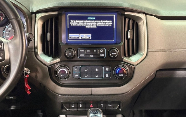 imagem-https://www.socarrao.com.br/sc-vehicle-images-prod/1911170/1780318980281-Q0hFVlJPTEVUIFMxMCBMVFogLSAyMDE5IC0gUFJBVEEgLSBCQ0Q3SDAxICgyMSkuanBn.jpg