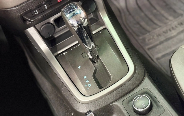 imagem-https://www.socarrao.com.br/sc-vehicle-images-prod/1911170/1780318980417-Q0hFVlJPTEVUIFMxMCBMVFogLSAyMDE5IC0gUFJBVEEgLSBCQ0Q3SDAxICgyMCkuanBn.jpg