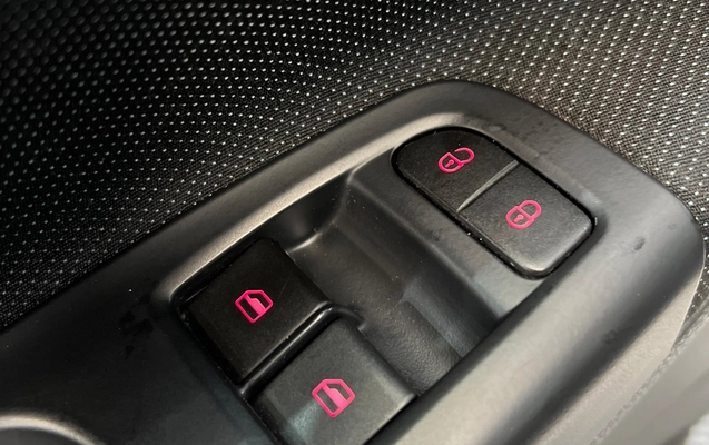 imagem-https://www.socarrao.com.br/sc-vehicle-images-prod/1911391/1780319415198-168e5a67-f5e6-414d-959b-4ee2cda44ded.jpg