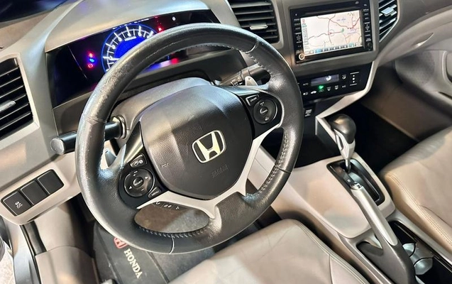 imagem-https://www.socarrao.com.br/sc-vehicle-images-prod/1911610/1781816060651-8141078_1_B_d424f3916a.jpeg