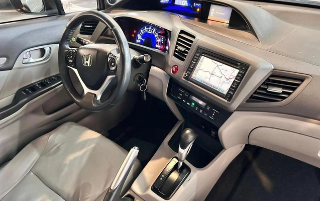 imagem-https://www.socarrao.com.br/sc-vehicle-images-prod/1911610/1781816060653-8141078_8_B_a2170d84ae.jpeg
