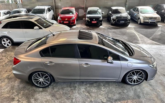imagem-https://www.socarrao.com.br/sc-vehicle-images-prod/1911610/1781816060664-8141078_1_B_87703b6061.jpeg