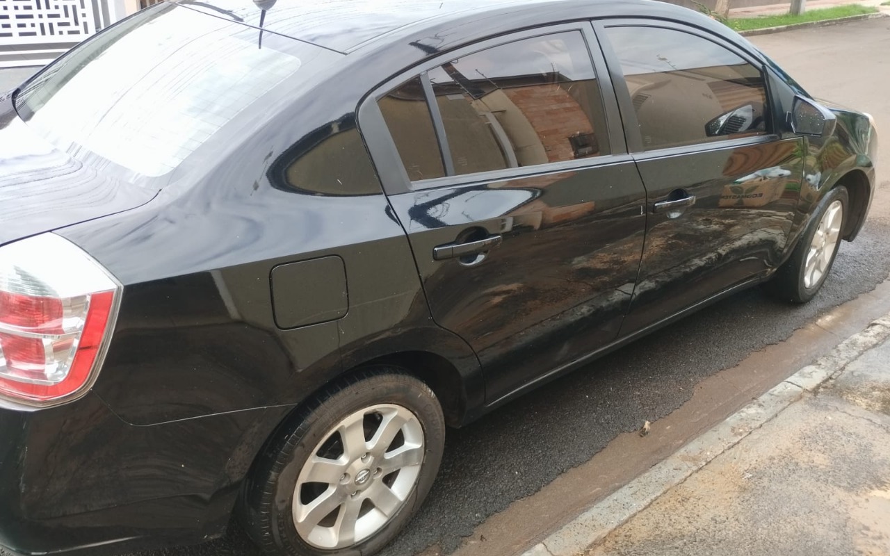 imagem-https://www.socarrao.com.br/sc-vehicle-images-prod/1911843/1780323312227-V2hhdHNBcHAgSW1hZ2UgMjAyNi0wNC0xMCBhdCAxMi4wNy4wOSAoMSkuanBlZw.jpeg