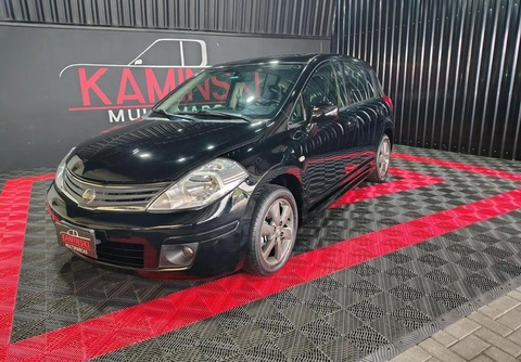 Nissan TIIDA 2012 Preto — foto 1 de 3
